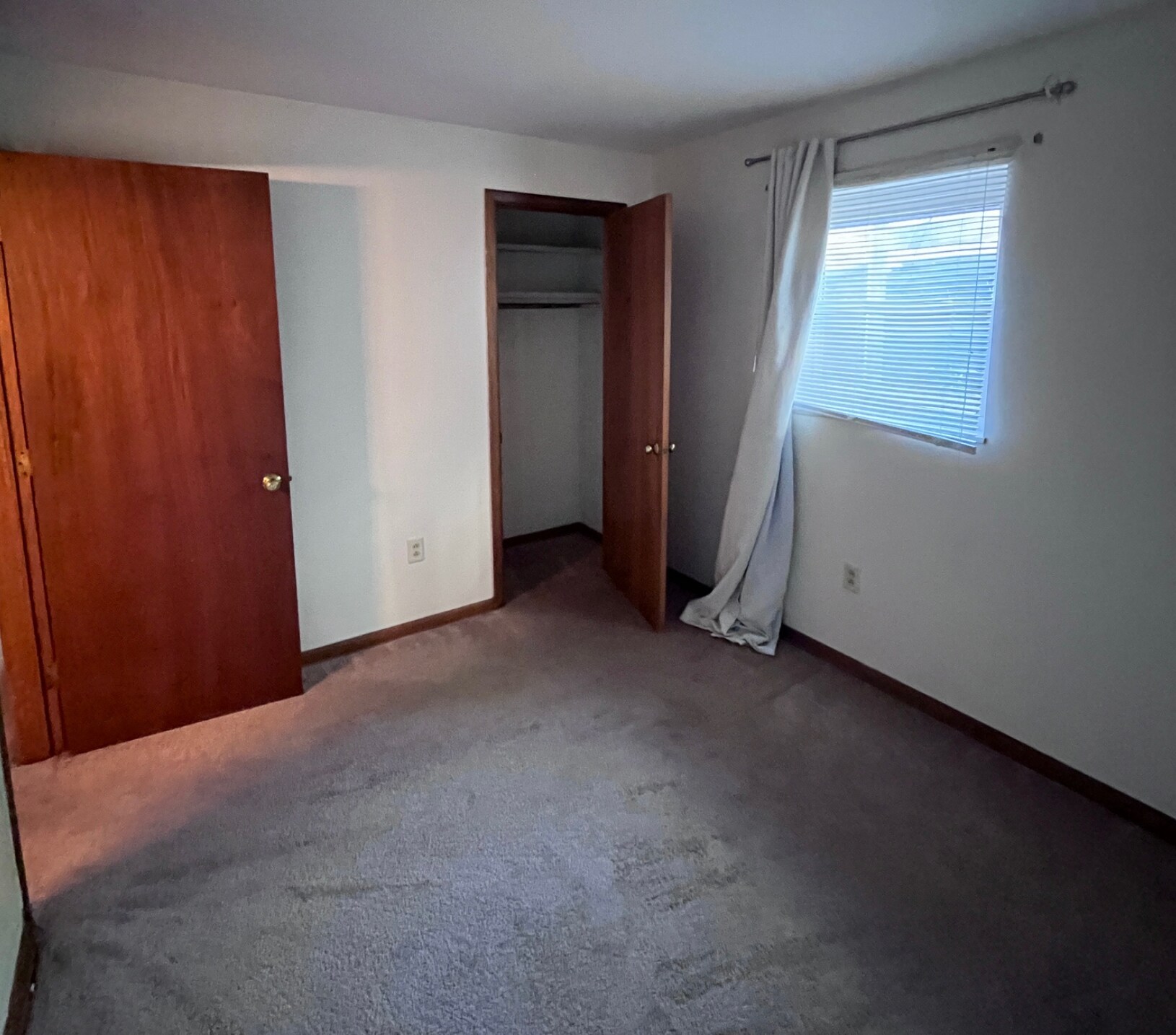 Bedroom 2 - 1271 Hunter Ave