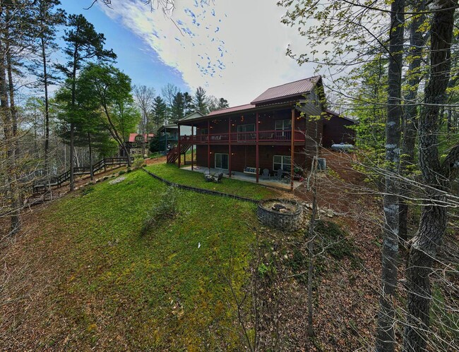 Building Photo - 329 Arrowood Pointe