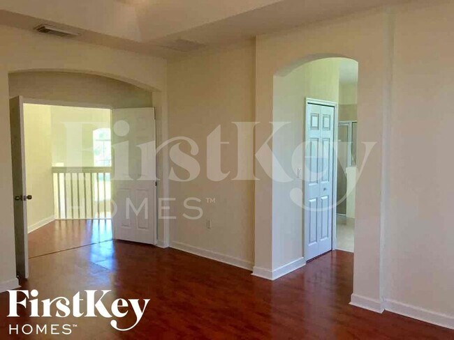 Building Photo - 11912 SW 126th Ln