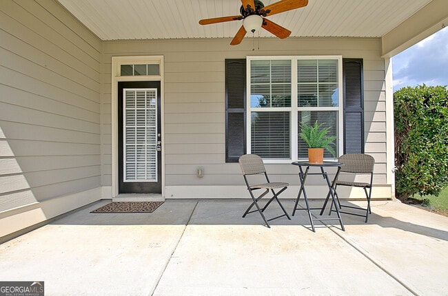 Building Photo - 155 Colonial Ct