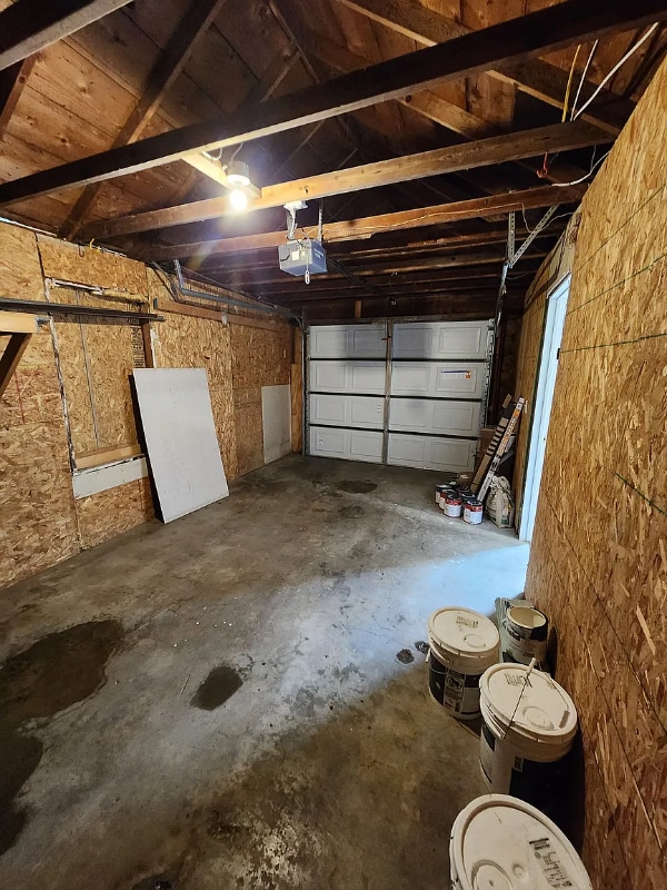 Building Photo - 304 Waller St