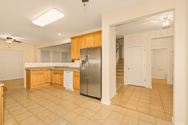 Building Photo - 1463 Yellowstone Dr