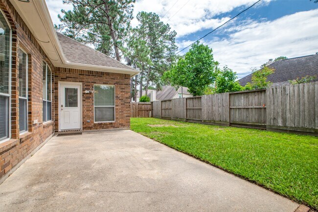 Building Photo - 9331 Rodgers Rd