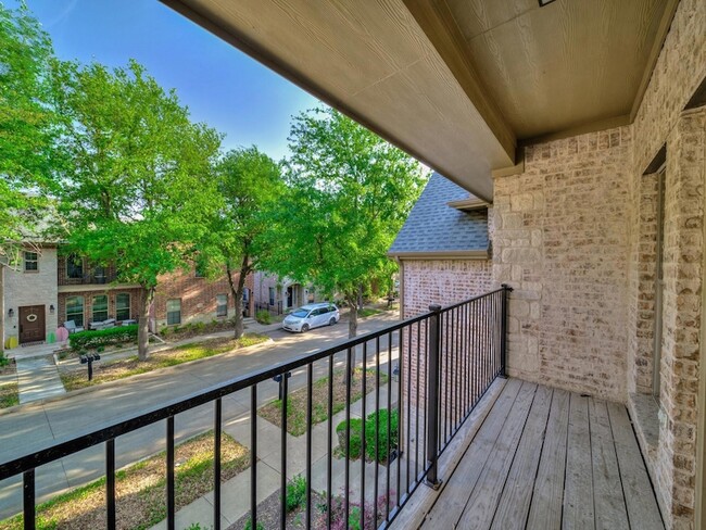 Building Photo - 6837 Livorno Ln