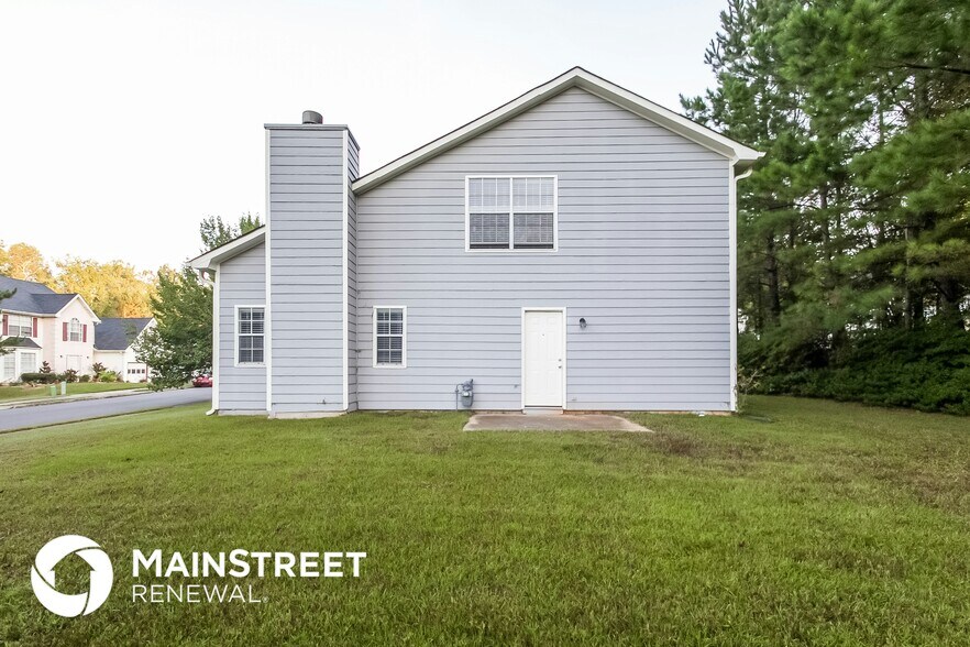 Building Photo - 2945 Woody Ct