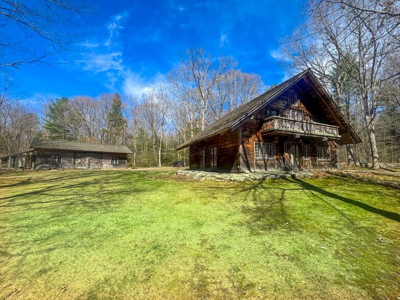 Building Photo - 45 Hoppen Rd