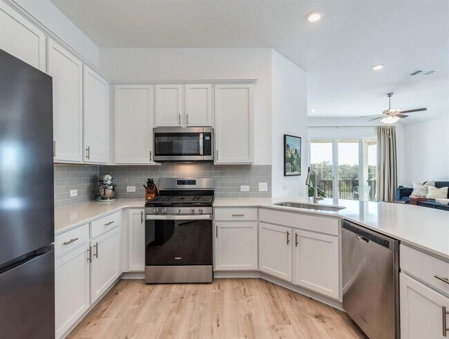 Building Photo - 2132 Centerline Ln