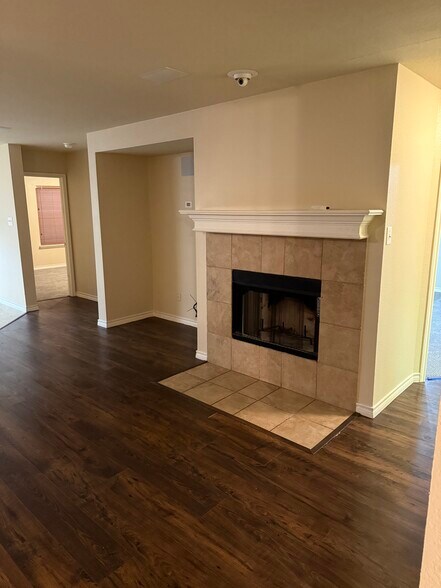 Building Photo - 6538 Lighthouse Way