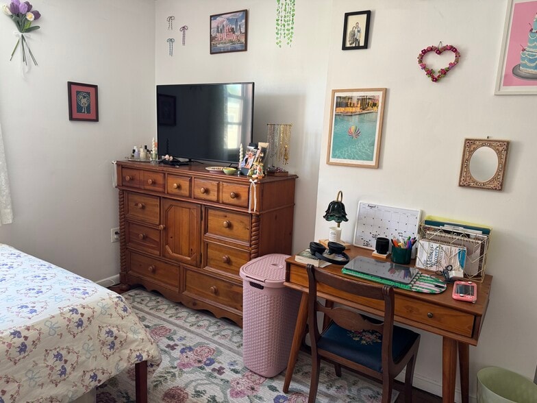 2nd fl bedroom - 1522 S 13th St