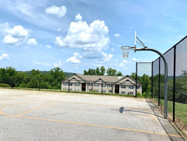 Building Photo - 1301 Harts Ridge Dr