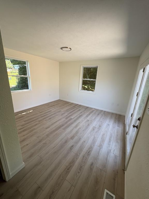 Building Photo - 307 Kensi Dr NW