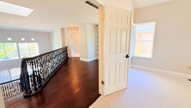 Building Photo - Gorgeous Two (2) Suites--- Executive Style 2BD/2.5BA + Loft, Two-Story TH at The Lake at Canyon L...