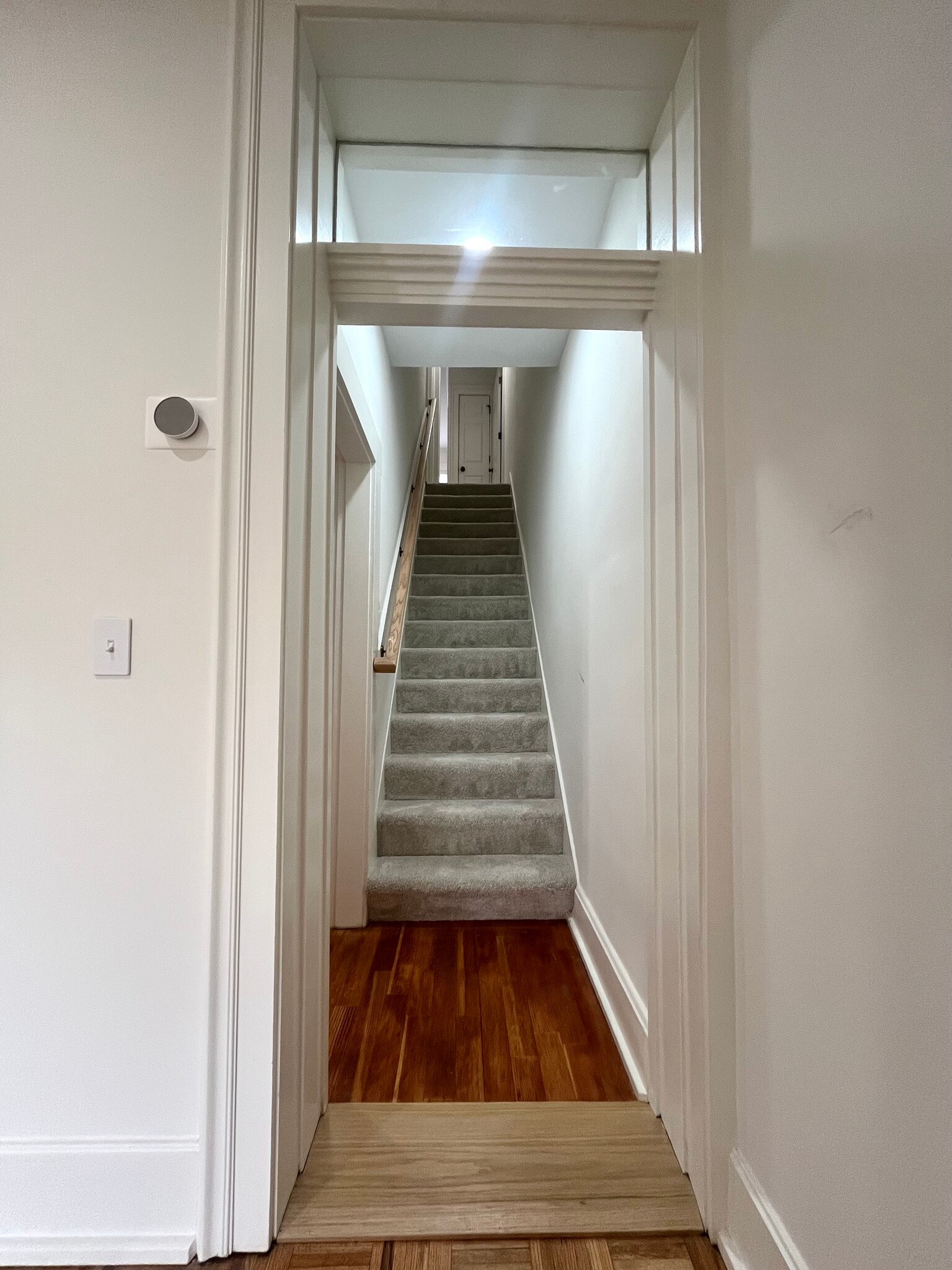 Building Photo - 672 Mohawk St