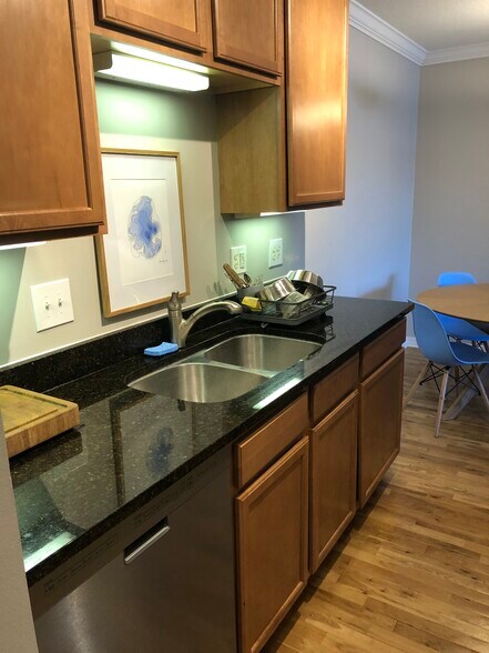 Kitchen - 3150 Excelsior Blvd