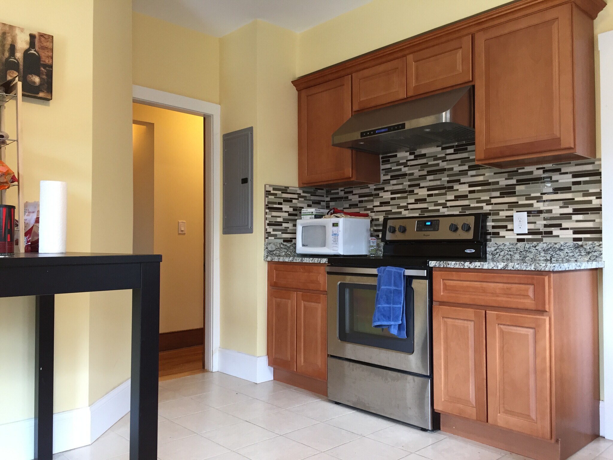 Building Photo - 74 Moraine St