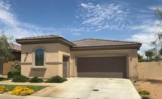 Building Photo - 82760 Chaplin Ct