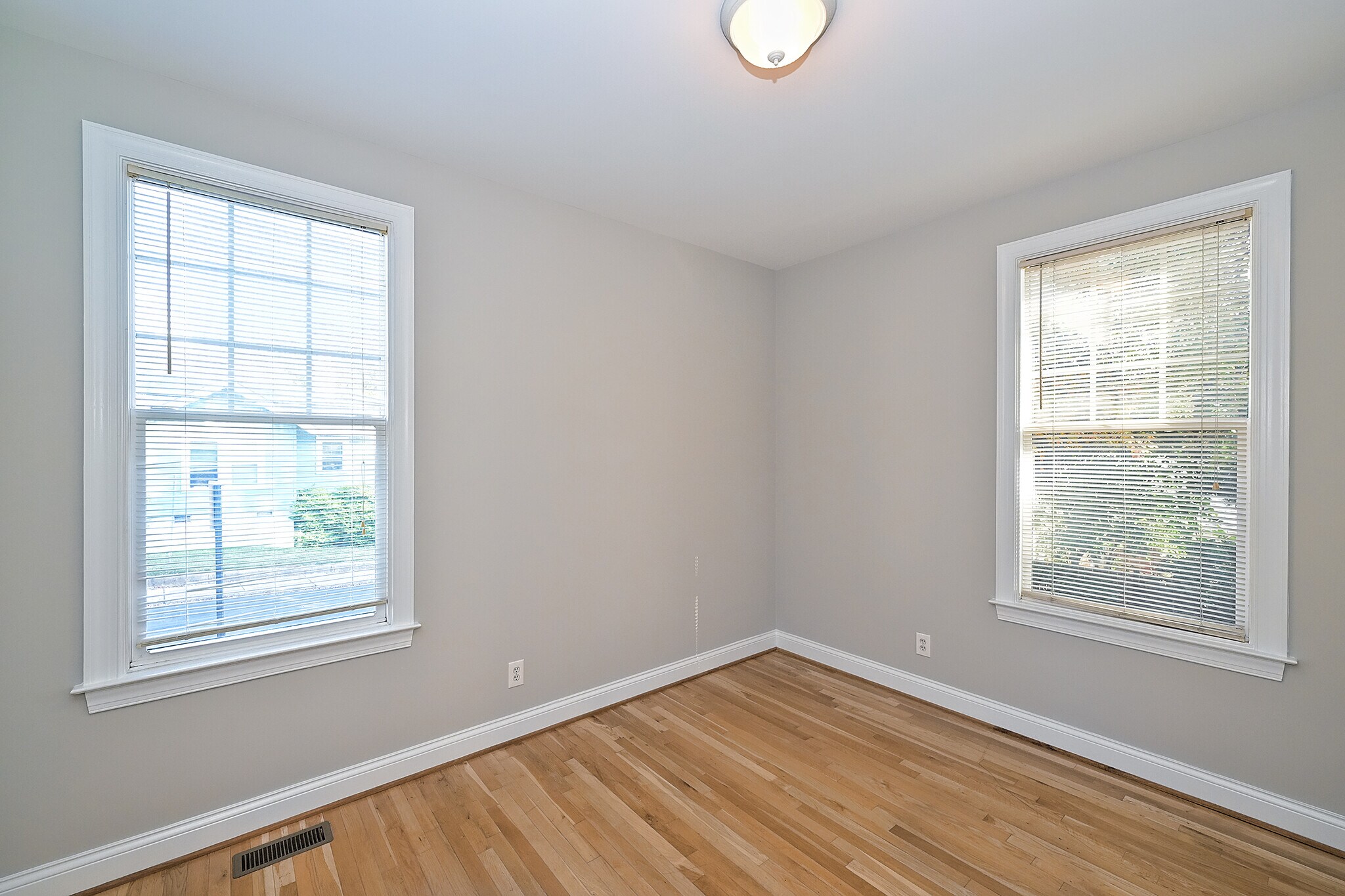 Building Photo - 1601 Wilmore Dr