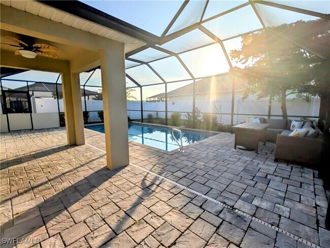 Building Photo - 3450 Manati Ct
