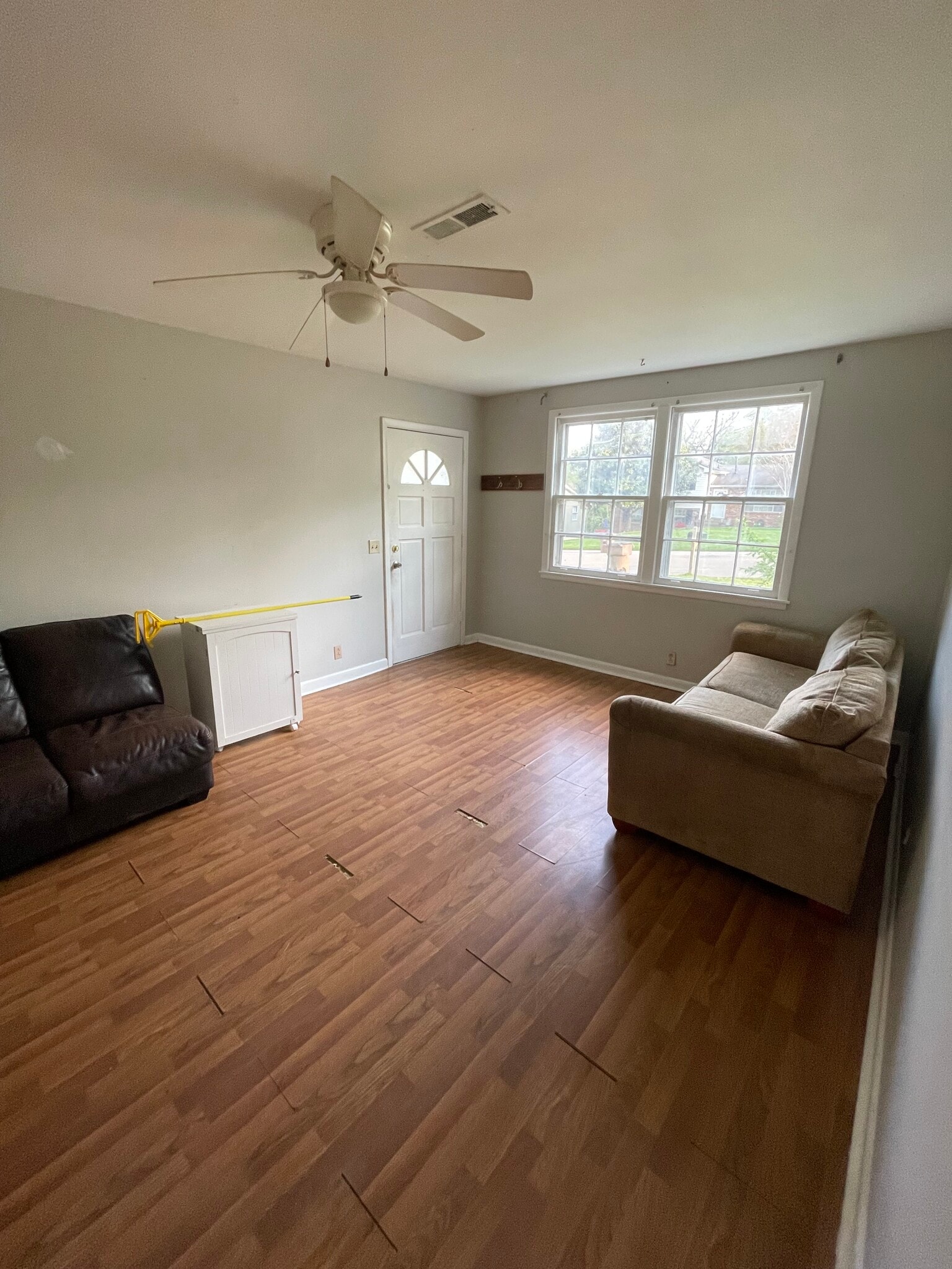 Building Photo - 637 Huntington Ridge Dr