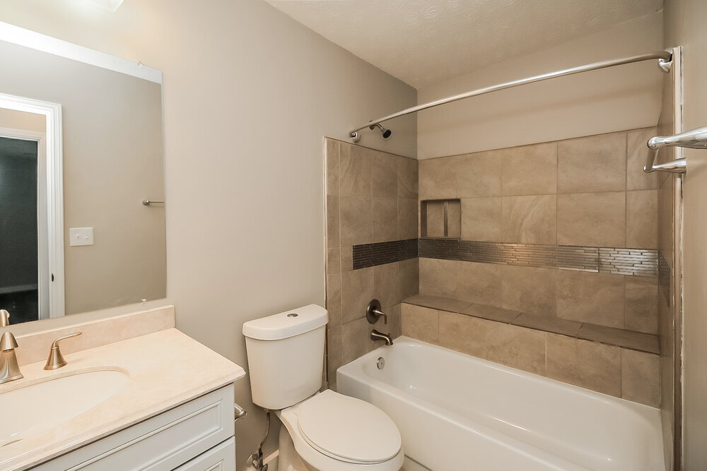 Building Photo - 528 Blue Cedar Ct