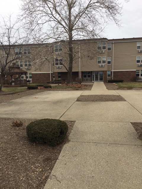 Building Photo - Spruce Manor Apartments