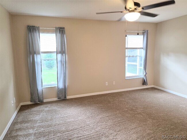 Building Photo - 9676 N Jourden Dr