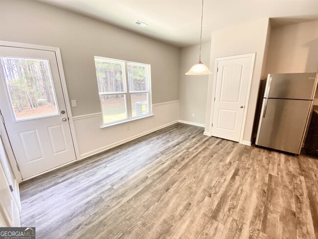 Building Photo - 6128 Oakley Rd