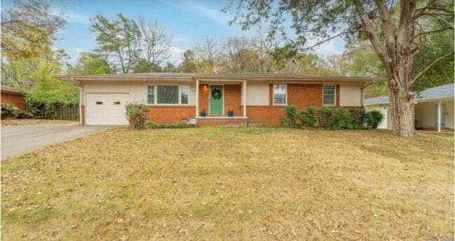 Building Photo - 918 Woodall Ln NW