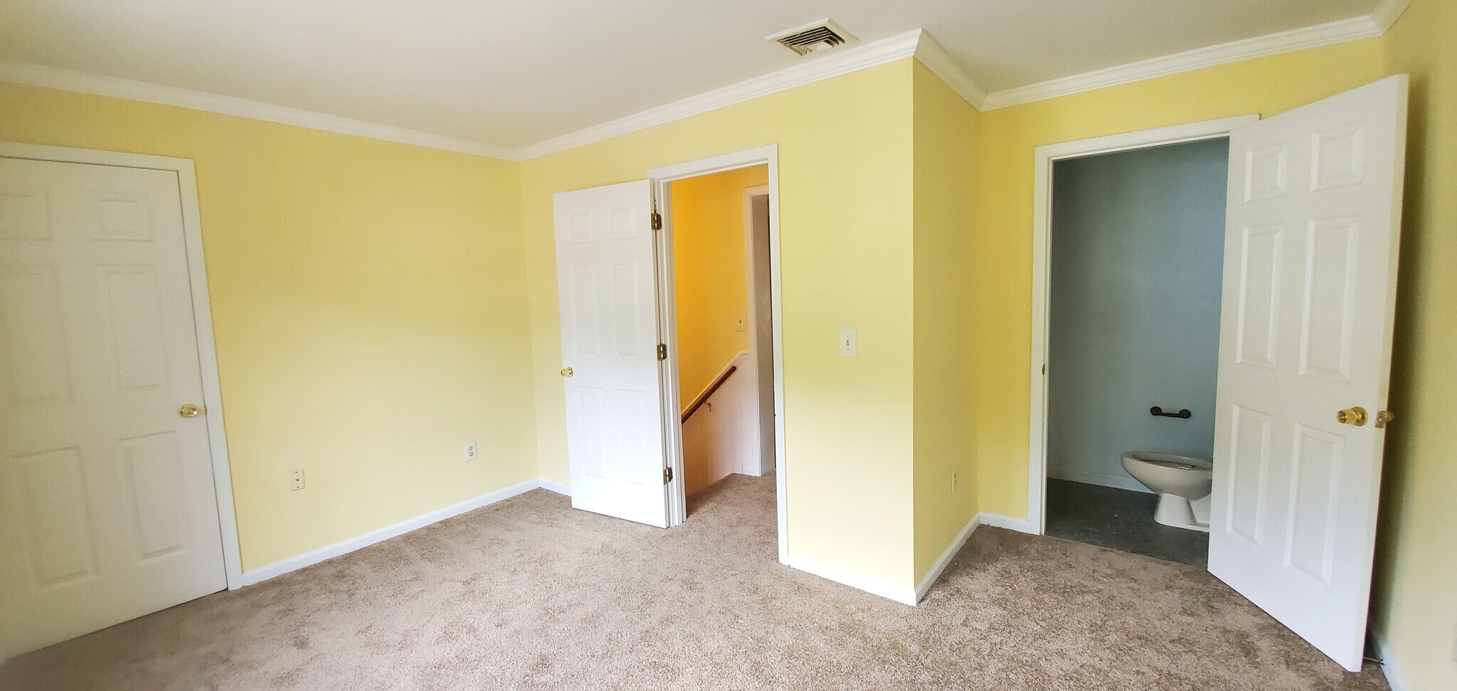 Building Photo - 22 Chamberlain St