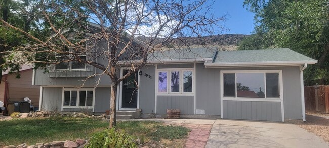 Primary Photo - 4 Bedroom 1.5 Bath