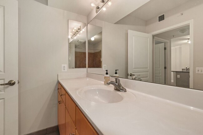 Building Photo - $400 Off! Professionally Managed, Spacious...