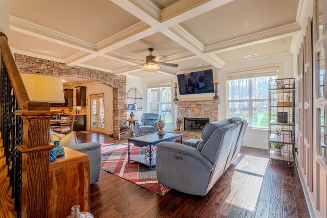 Building Photo - 203 Davis Mill Road