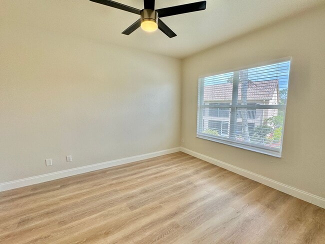 Building Photo - ** BRADSTROM AT LELY ** 3 BED / 2 BATH - CONDO - LIKE NEW! - GREAT LOCATION - ANNUAL RENTAL