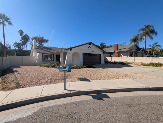 Primary Photo - 325 Cadillac Cir