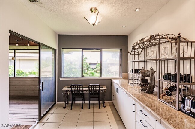 Building Photo - 64 4th St