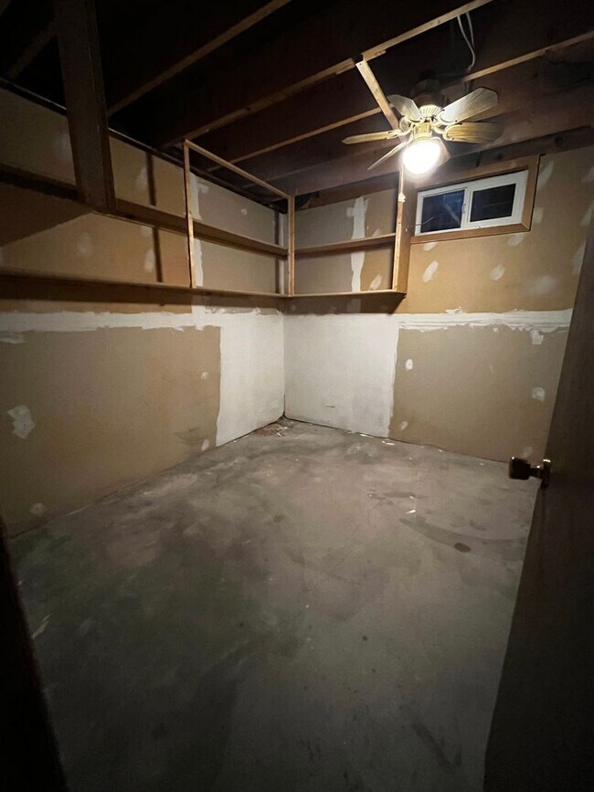 Building Photo - Gorgous Home For Rent In Brush!