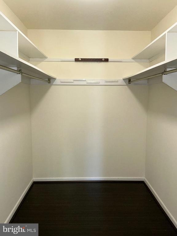 Building Photo - 7425 Democracy Blvd