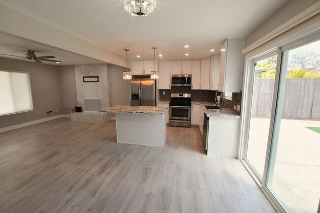 Building Photo - Single Story home in Heart of Mira Mesa