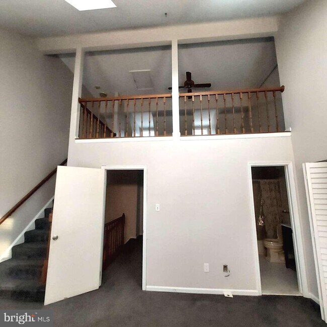 Building Photo - 10628 Sawdust Cir