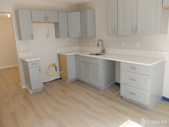 Building Photo - 2303 Pheasant Run