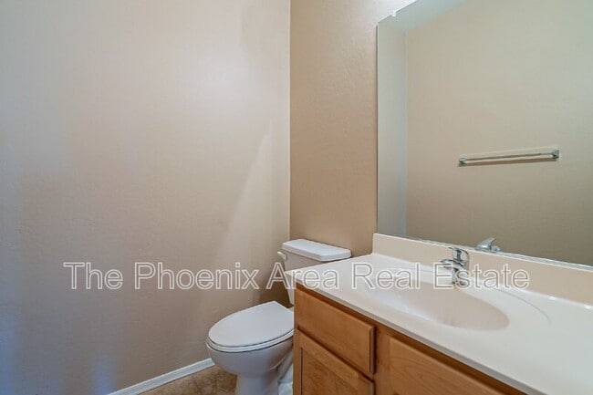Building Photo - 44299 W Oster Dr