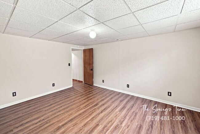 Building Photo - 3060 Maverick Dr