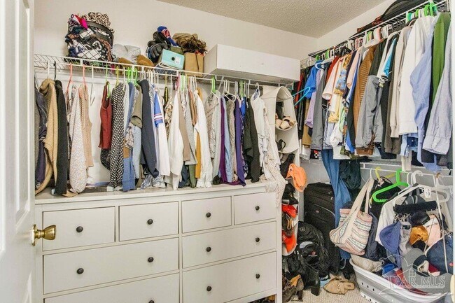 Building Photo - 5217 Choctaw Ave