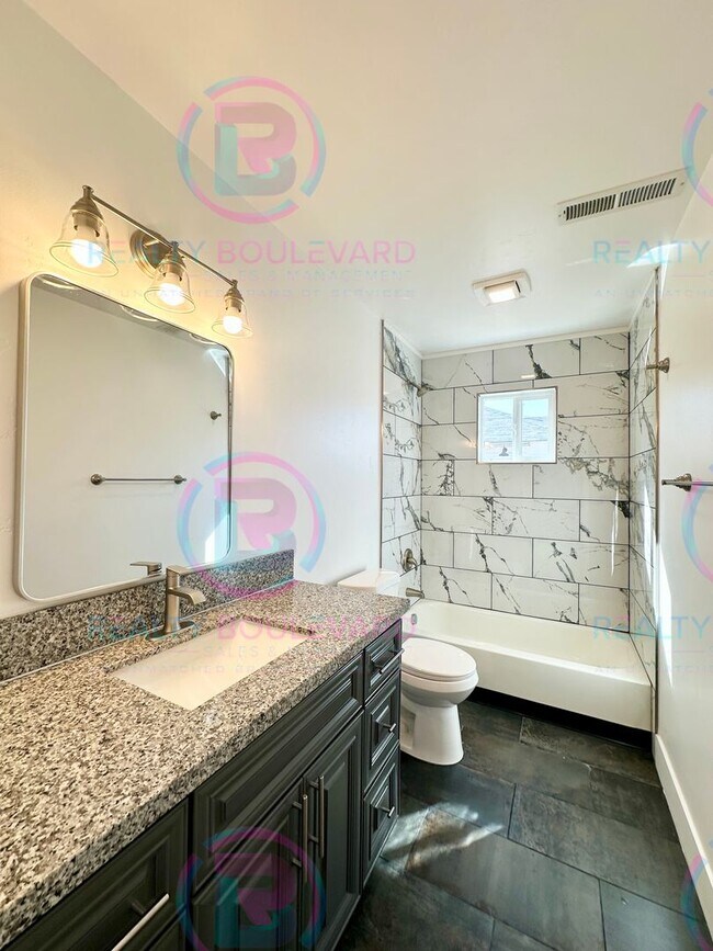 Building Photo - Modern 3-Bed Home with Fireplace, Backyard Entertaining Space & Prime Location