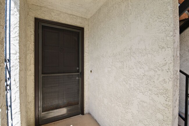 Building Photo - 129 N Cabrillo Ave