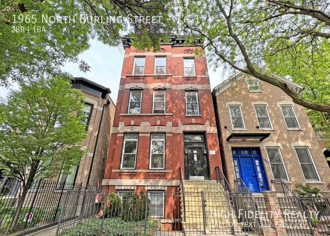 Primary Photo - 1965 N Burling St