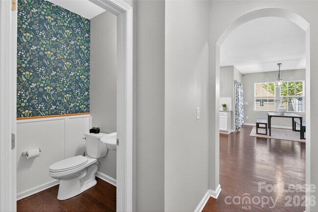 Building Photo - 7019 Hamilton Mill Dr