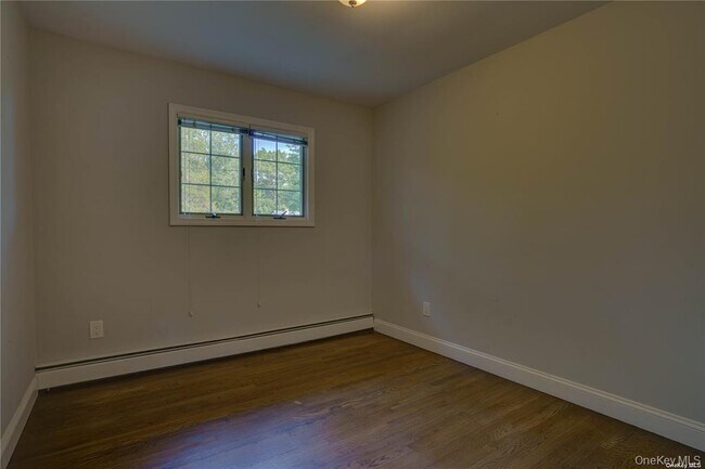 Building Photo - 30 Clematis St