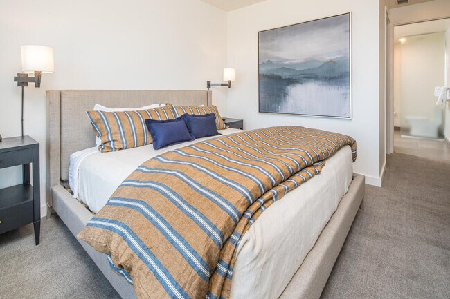 Building Photo - 4 Boathouse Way