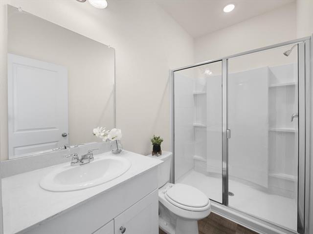 Building Photo - 617 Delaware Ave